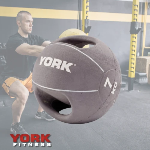 Преимущества медицинского мяча York Fitness: